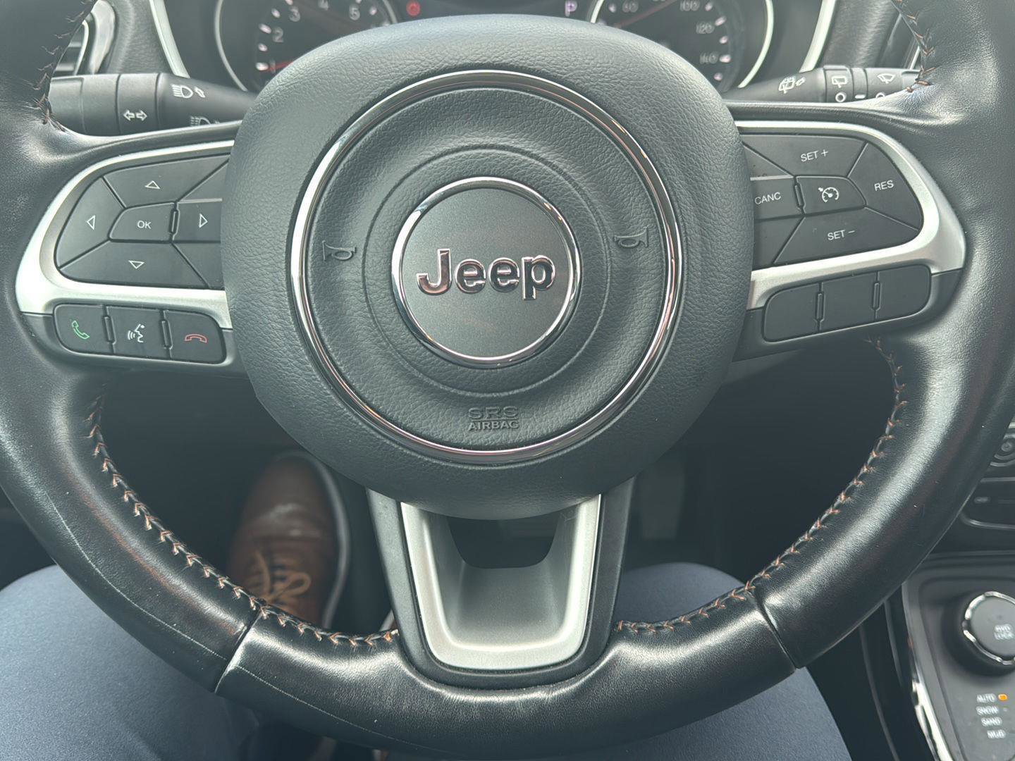 Used 2020 Jeep Compass Limited image 14