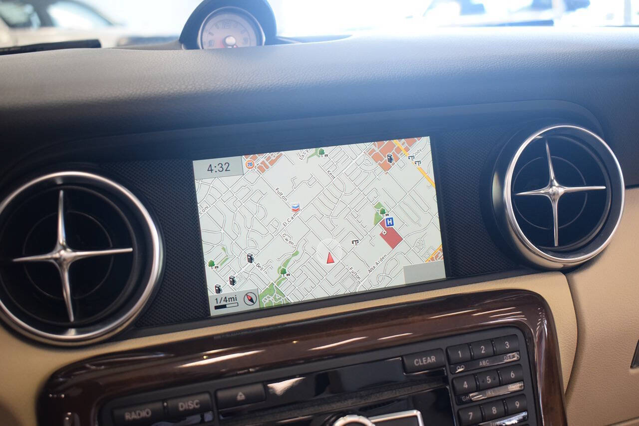 Used 2016 Mercedes-Benz SLK 300 image 30