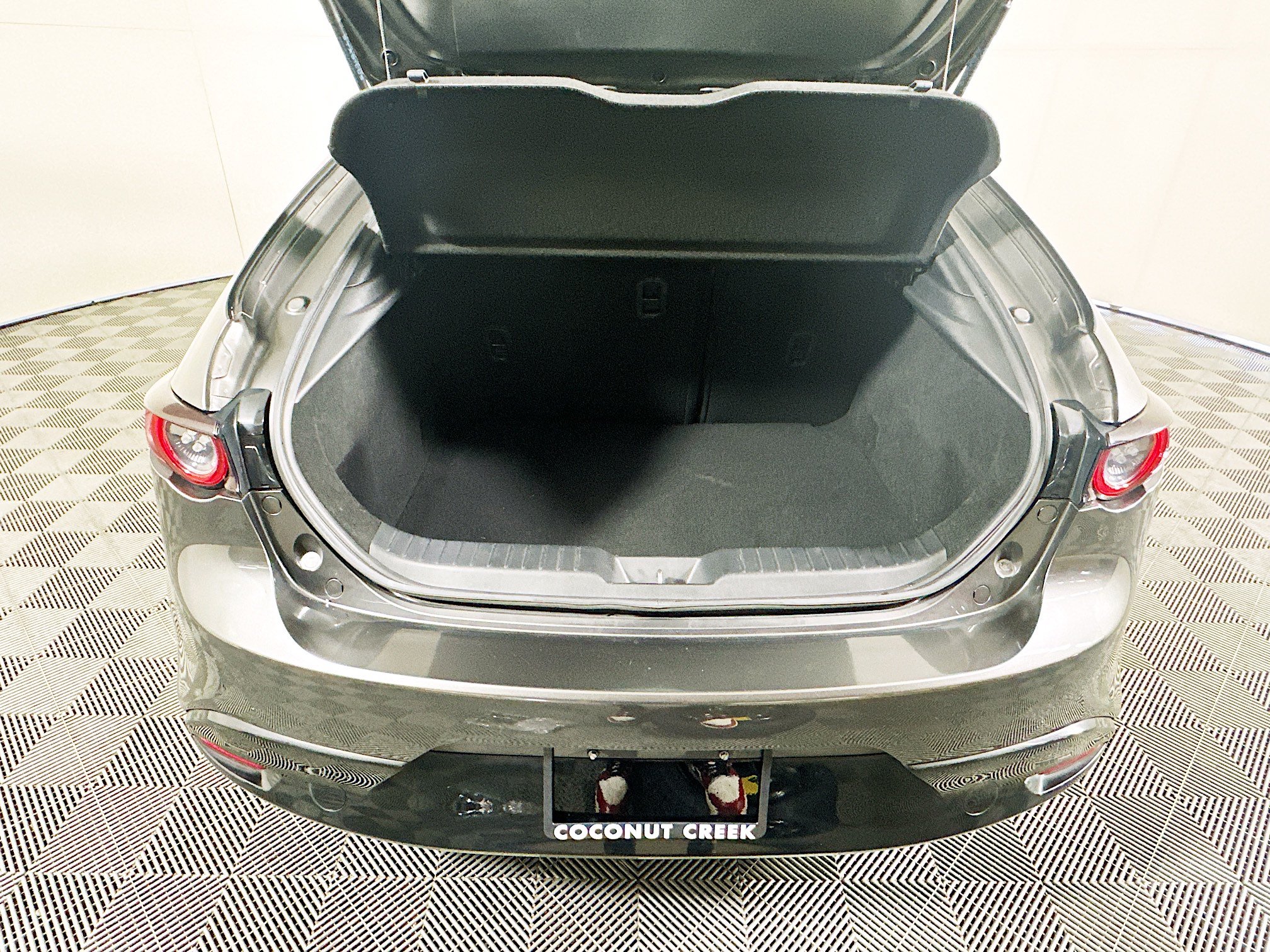 Used 2021 MAZDA MAZDA3 s FWD image 31