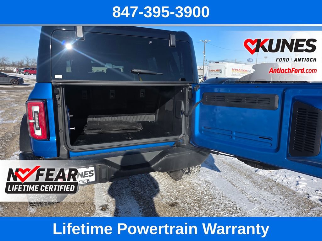 Used 2025 Ford Bronco Badlands image 15