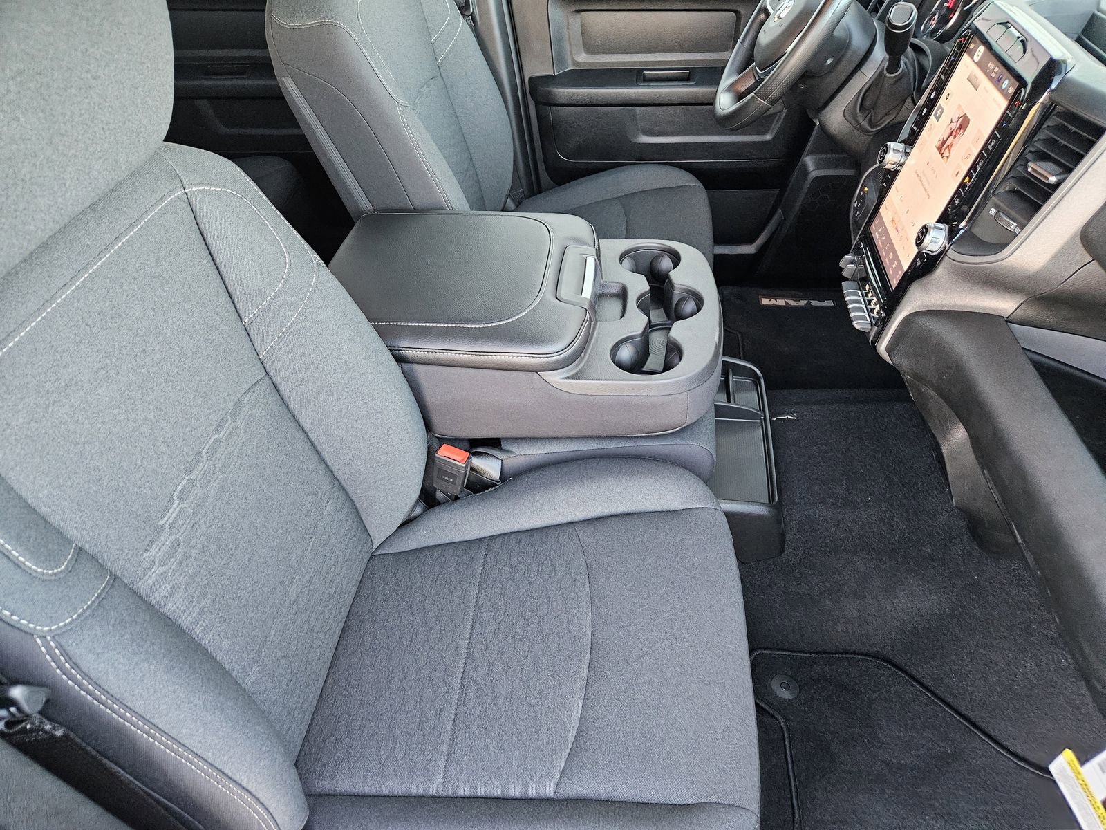 New 2025 RAM 2500 Tradesman AWD/4WD image 17