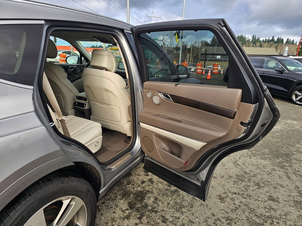 Used 2023 Genesis GV80 3.5T Advanced + w/ Advanced Package image 26