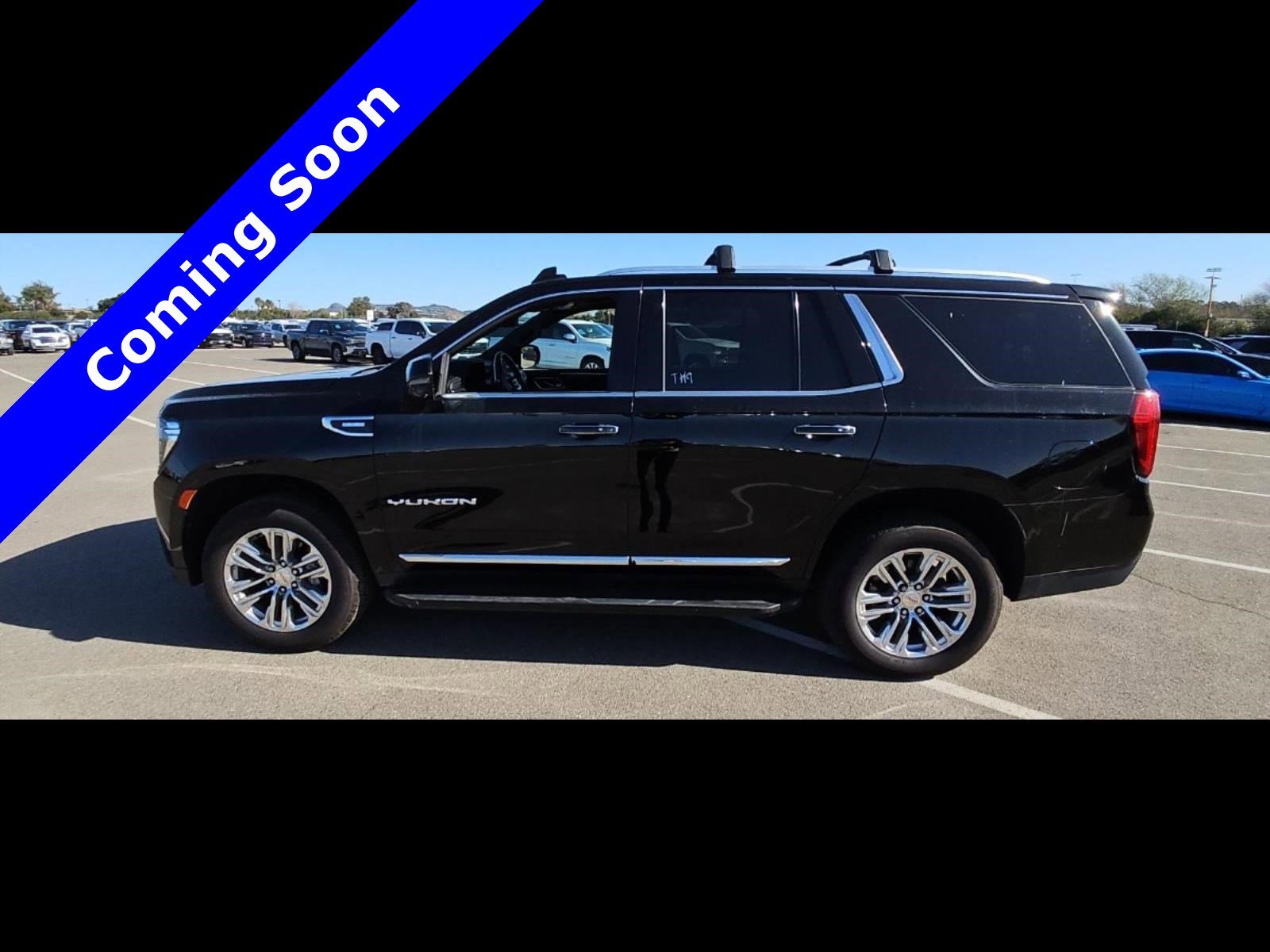 Used 2021 GMC Yukon SLT w/ SLT Premium Package image 5