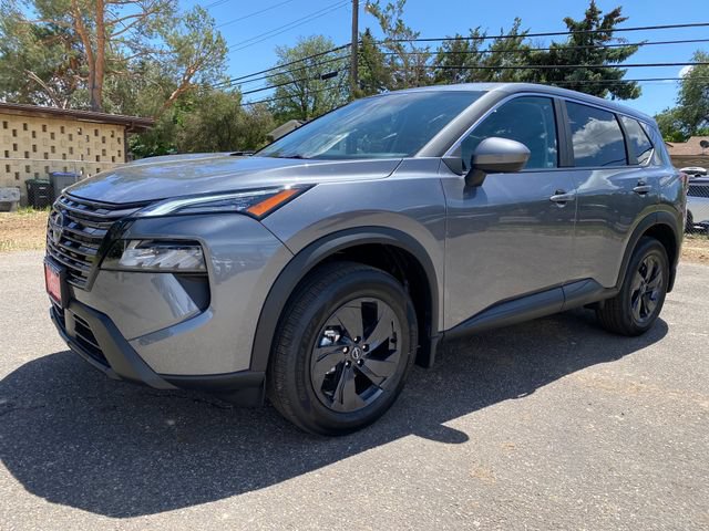 New 2026 Nissan Rogue SV w/ Cold Weather Package
