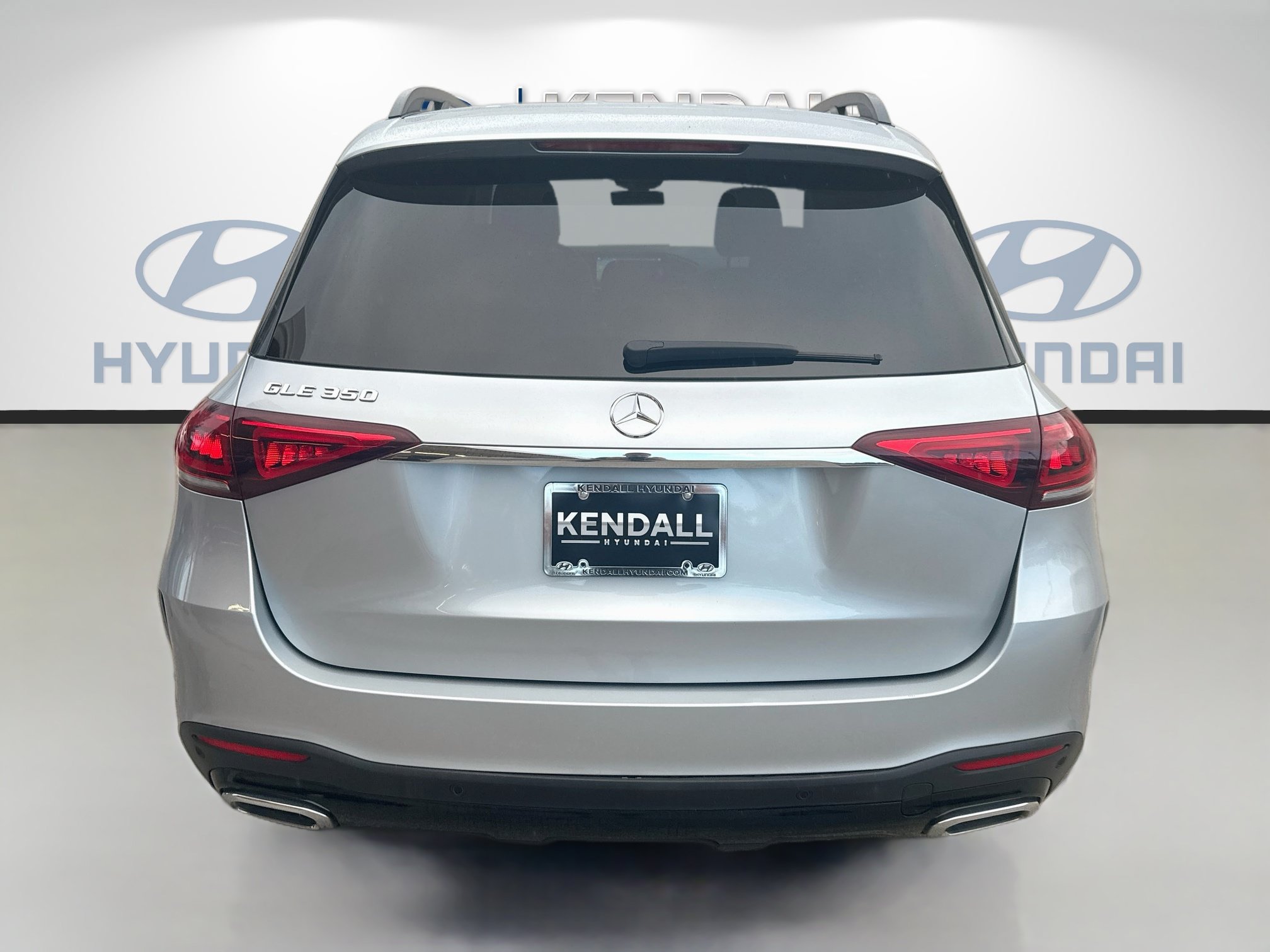 Used 2023 Mercedes-Benz GLE 350 w/ AMG Line Exterior image 5