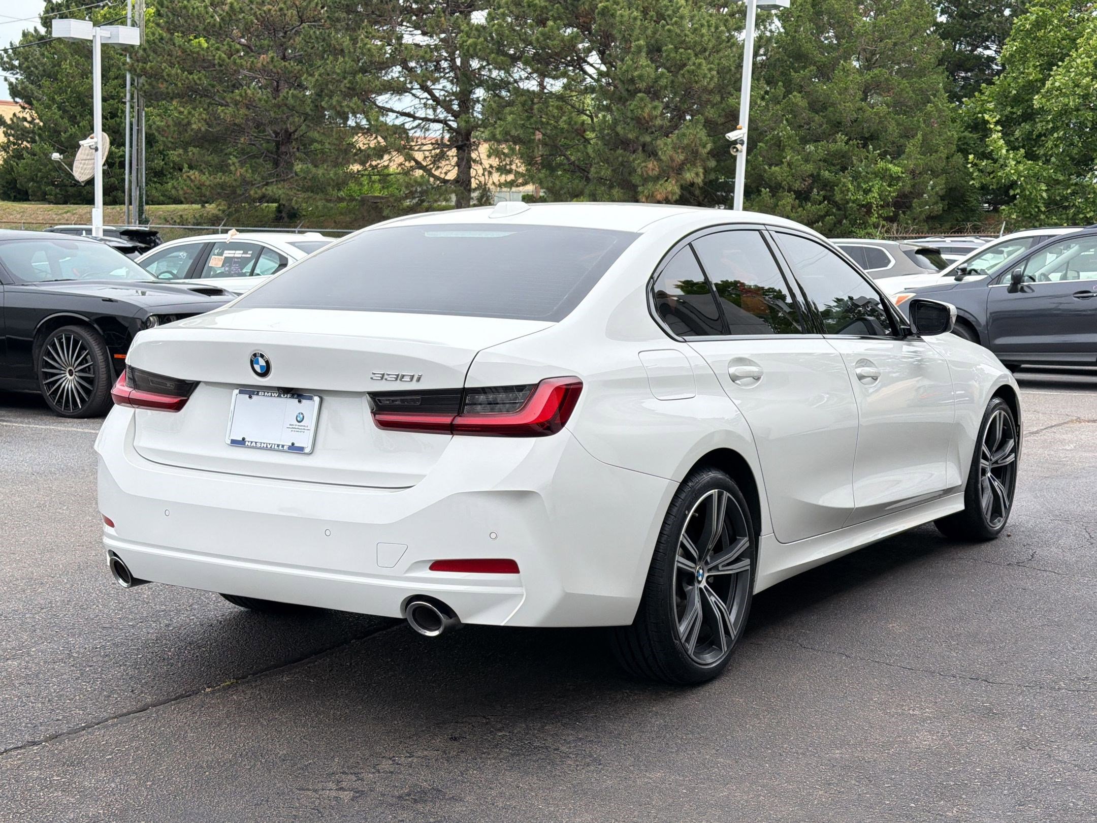 Certified 2023 BMW 330i Sedan w/ Convenience Package RWD image 9