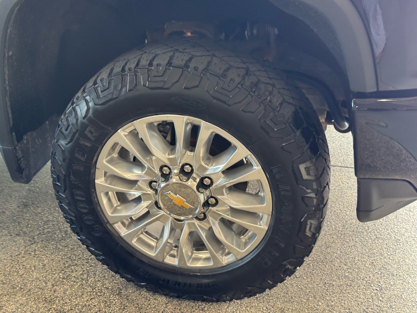 Certified 2021 Chevrolet Silverado 2500 High Country w/ Z71 Off-Road Package AWD/4WD image 4