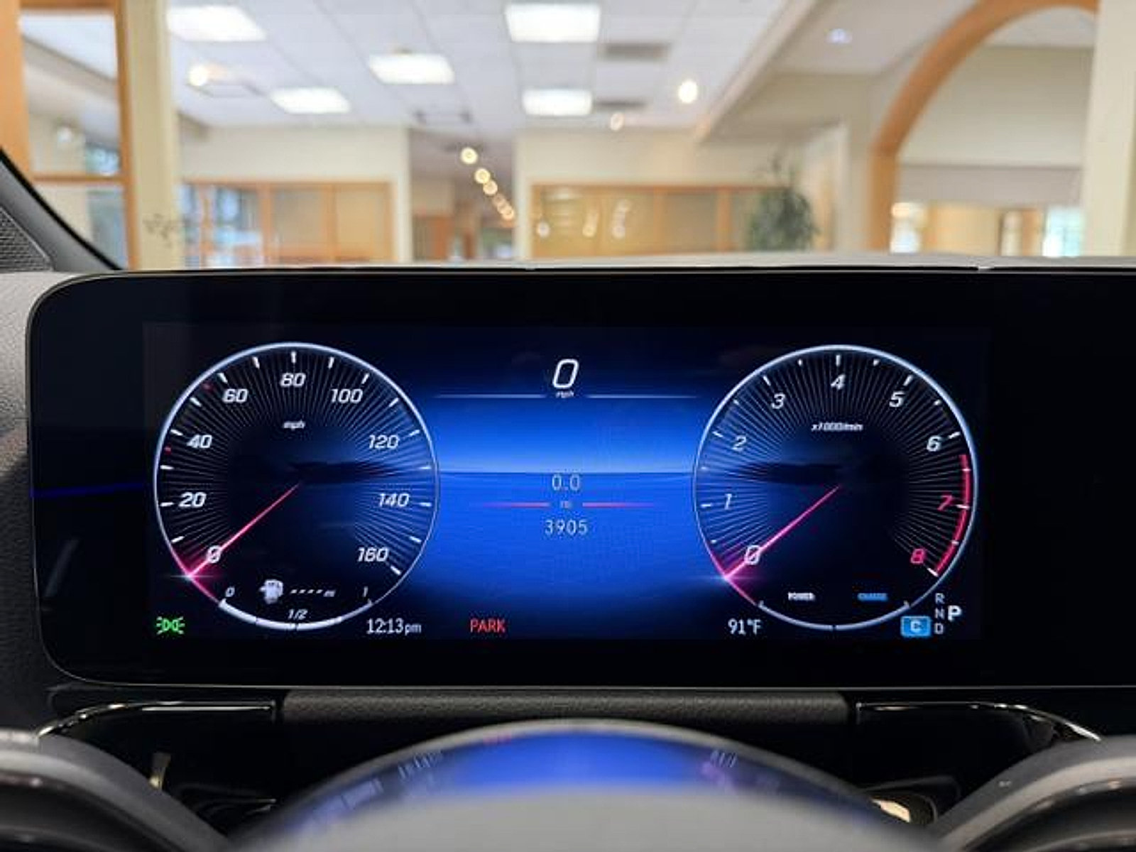Used 2025 Mercedes-Benz GLA 250 image 12