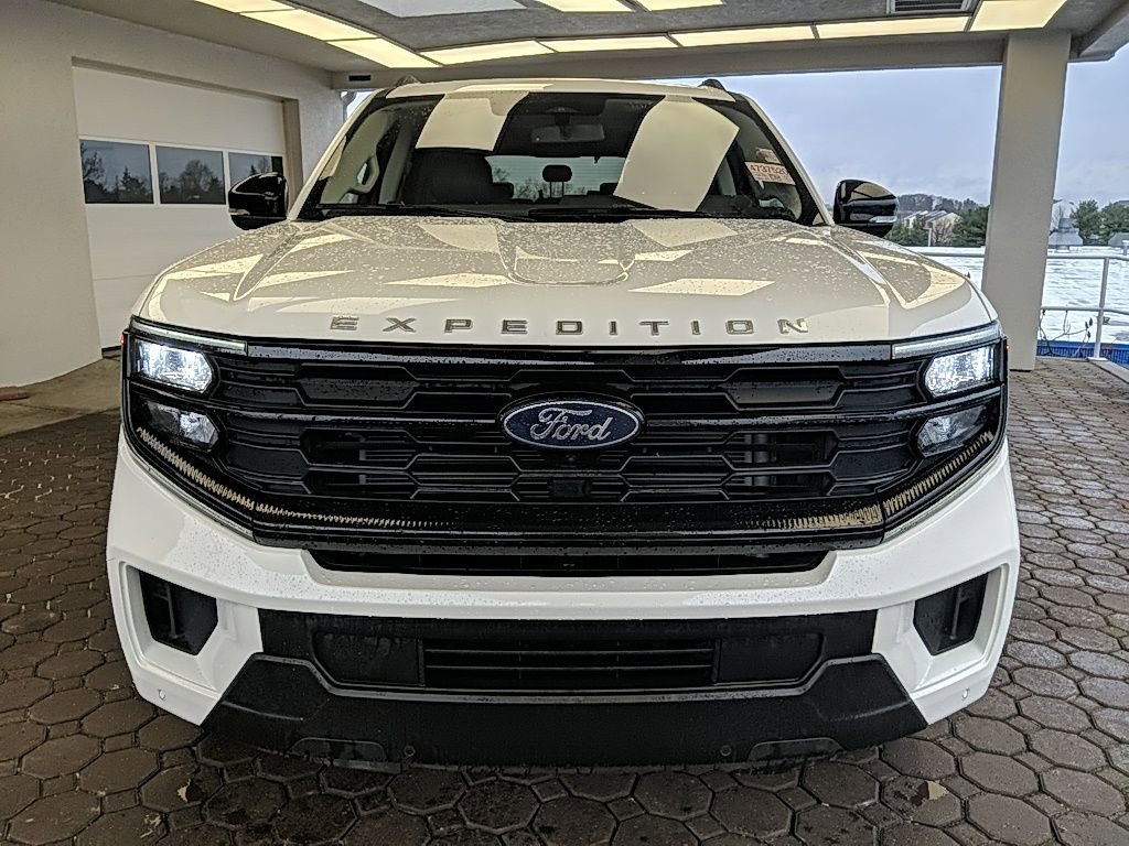 Certified 2025 Ford Expedition Active video 2