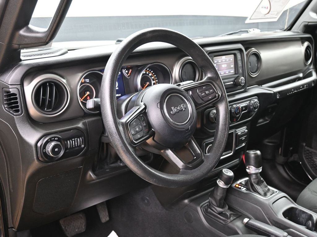 Used 2021 Jeep Wrangler Unlimited Sport image 18