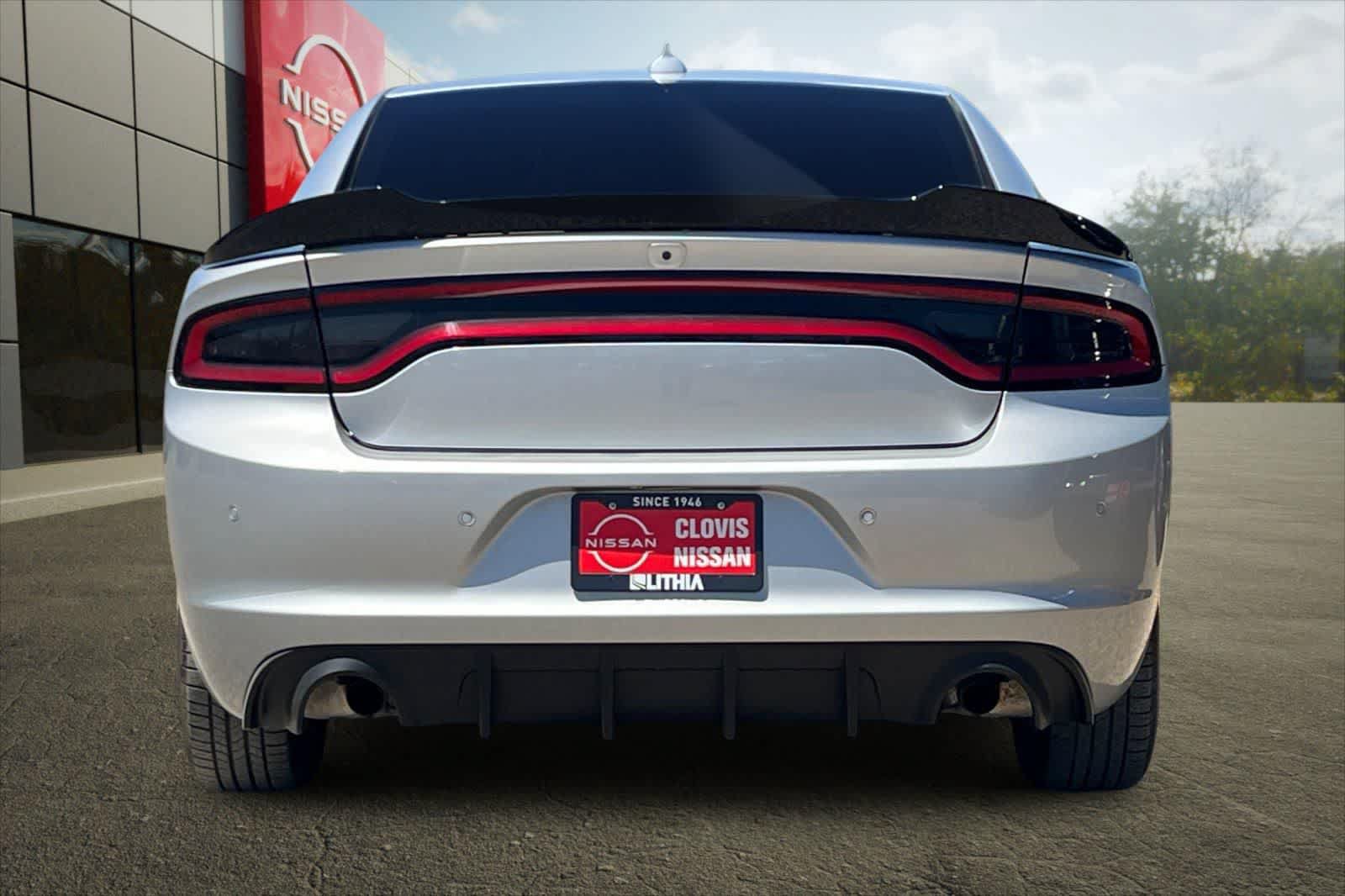 Used 2023 Dodge Charger SXT RWD image 8