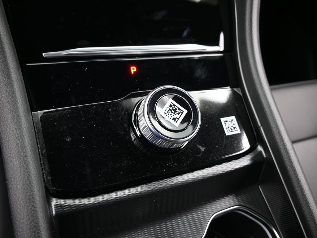 Used 2025 Jeep Grand Cherokee L Limited image 21