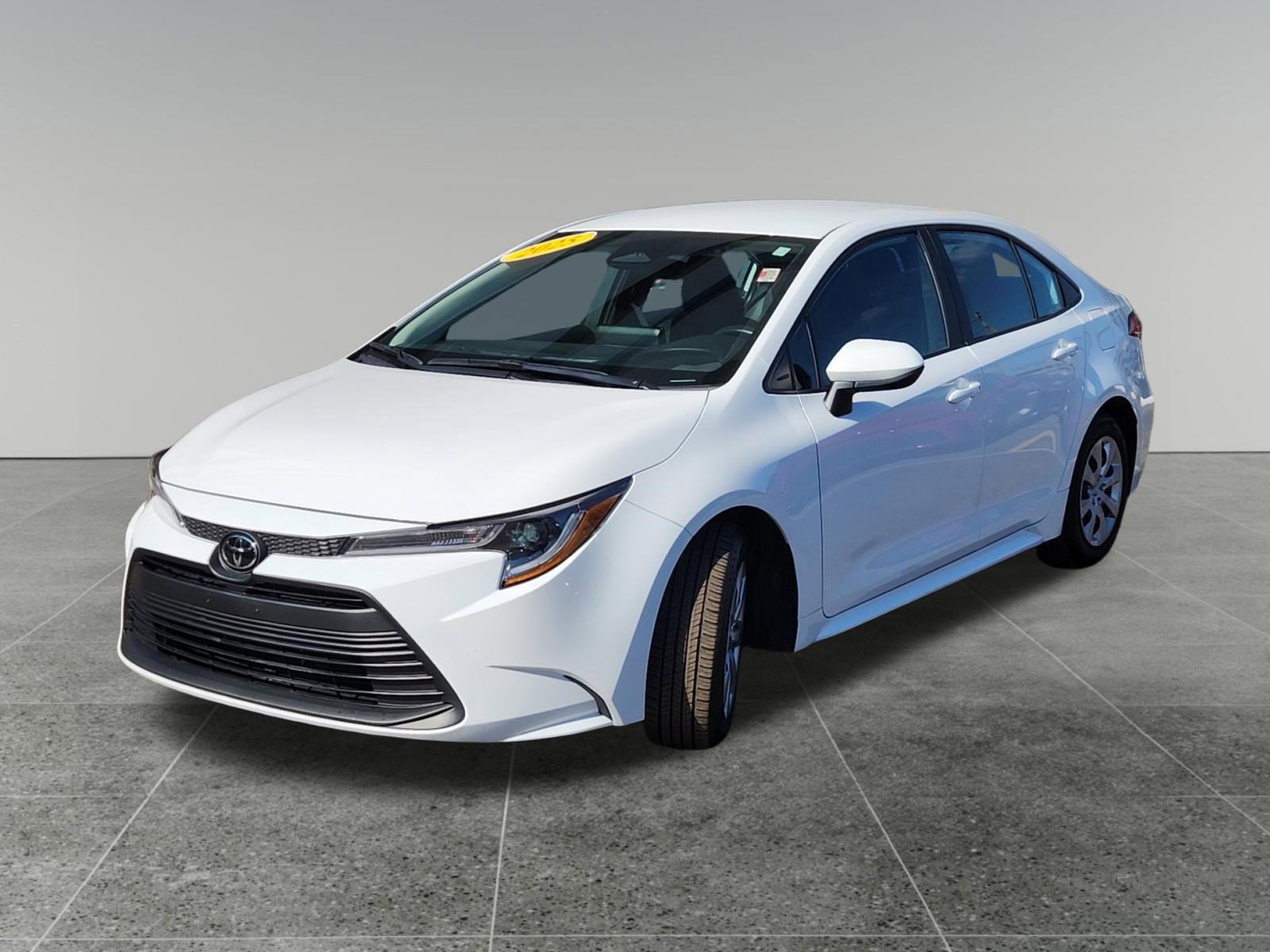 Certified 2025 Toyota Corolla LE image 3