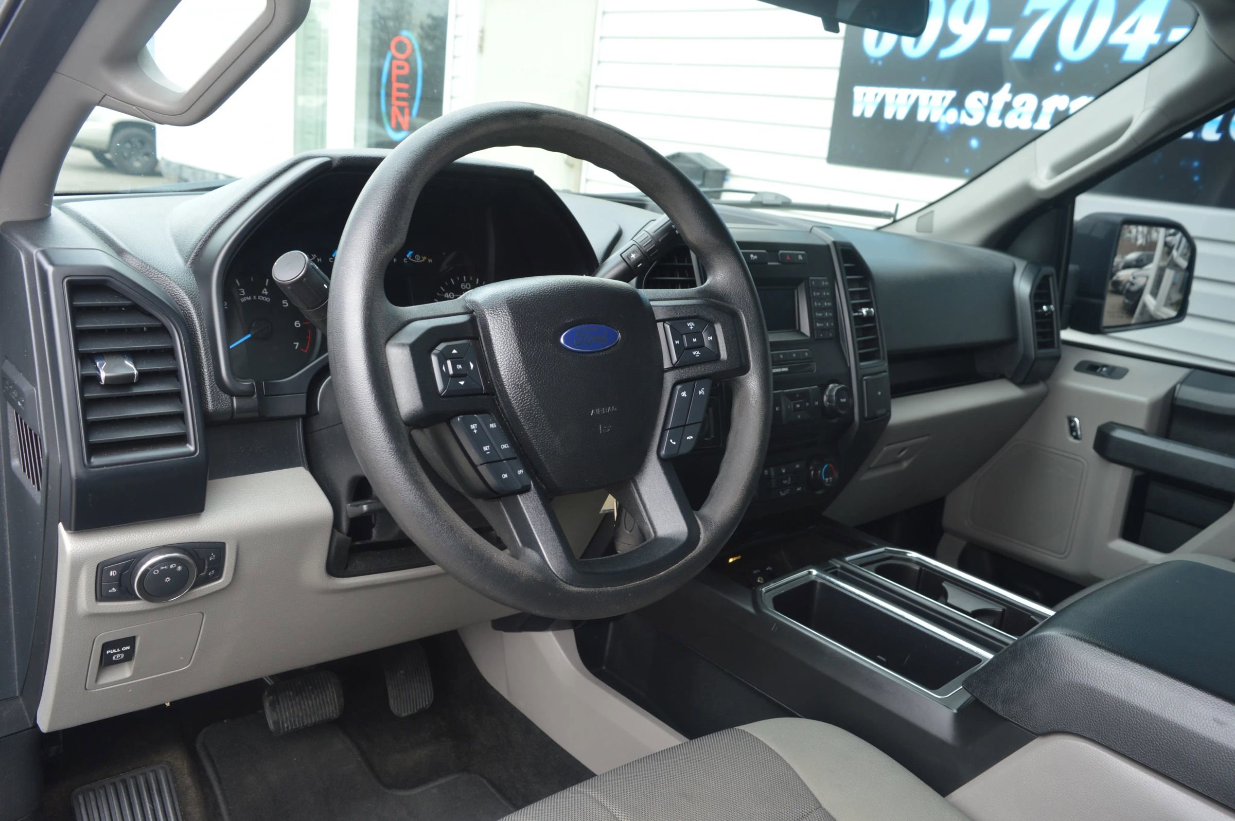 Used 2015 Ford F150 XL w/ Equipment Group 101A Mid image 27