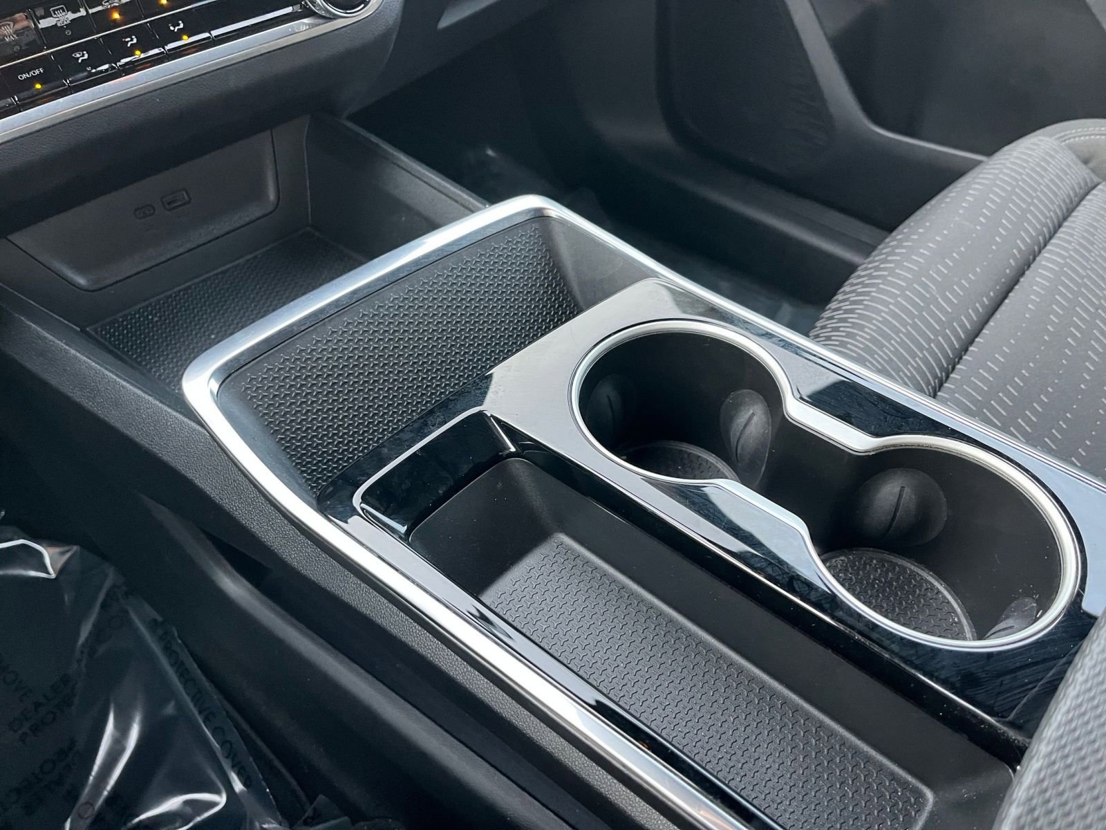 Used 2025 Chevrolet Equinox LT image 40