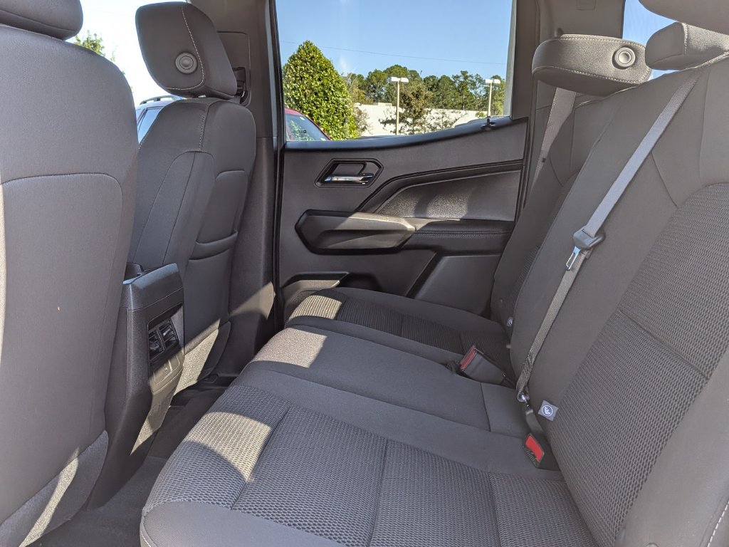 Used 2023 Chevrolet Colorado LT RWD image 14