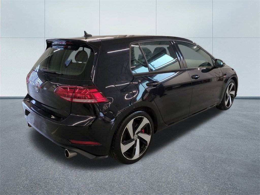 Used 2021 Volkswagen GTI SE image 3