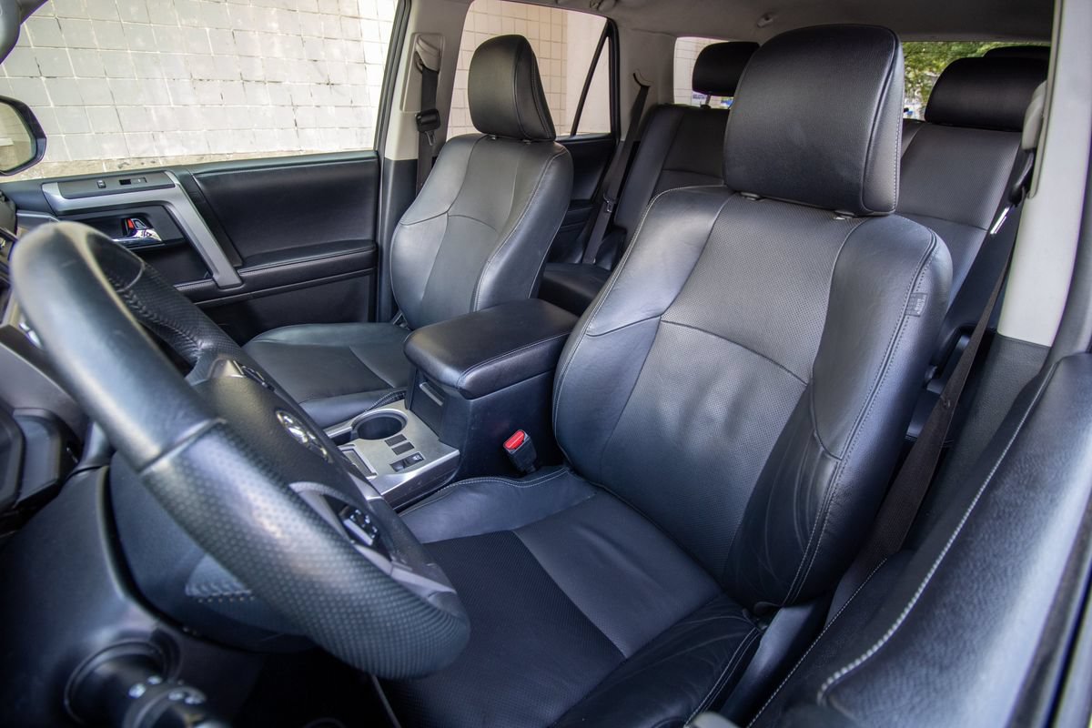 Used 2016 Toyota 4Runner Limited AWD/4WD image 16