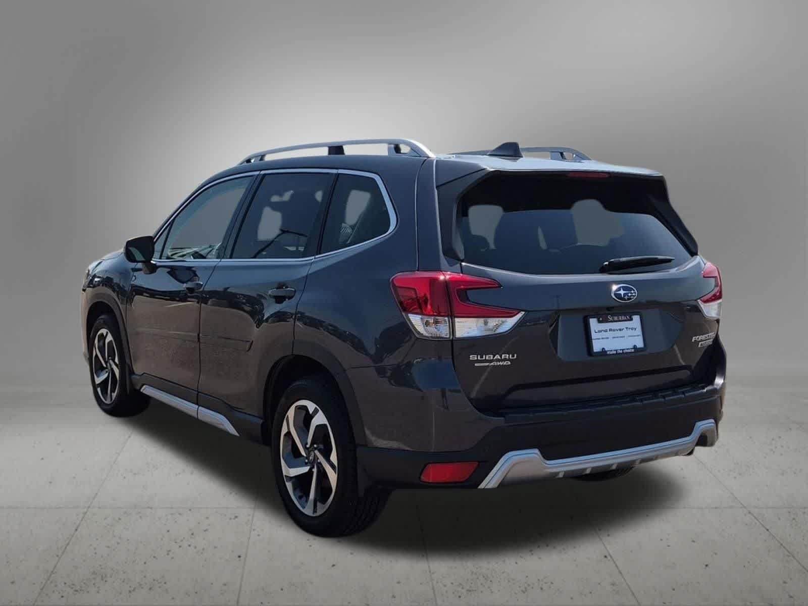 Used 2021 Subaru Forester AWD/4WD image 4