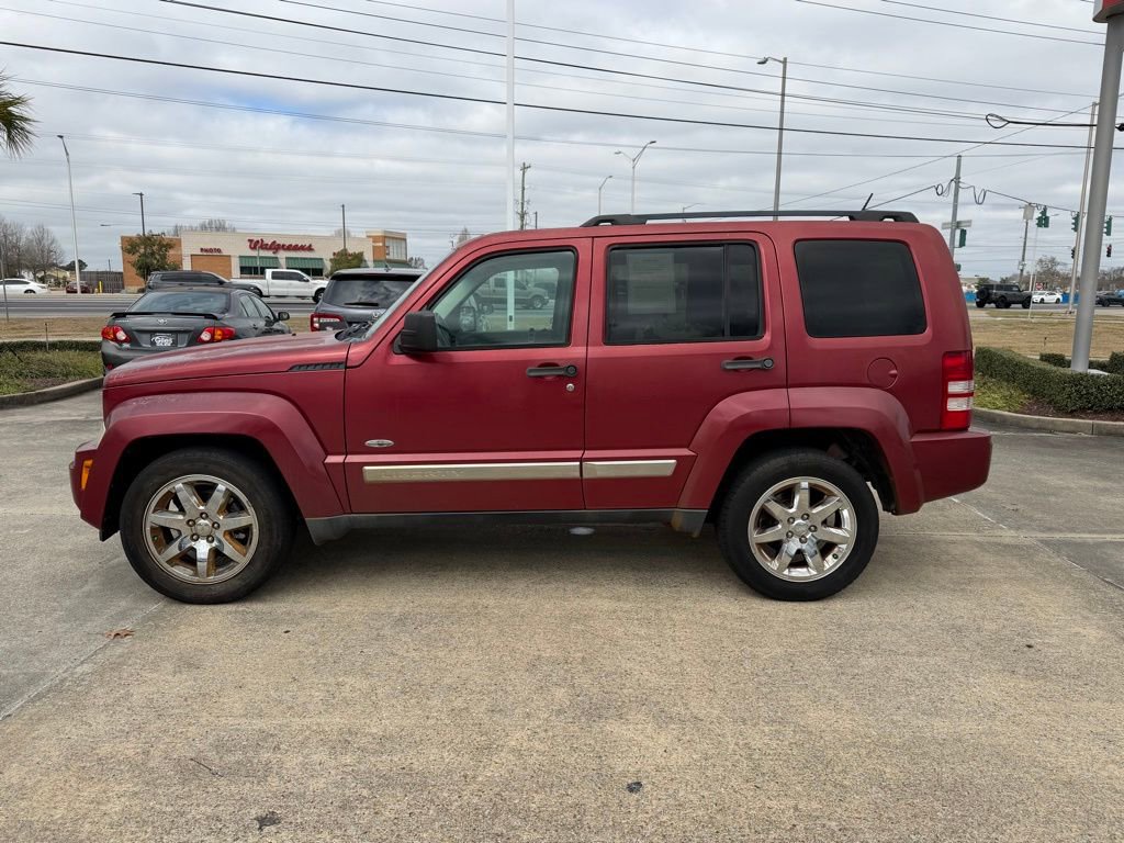 Used 2012 Jeep Liberty Sport image 2