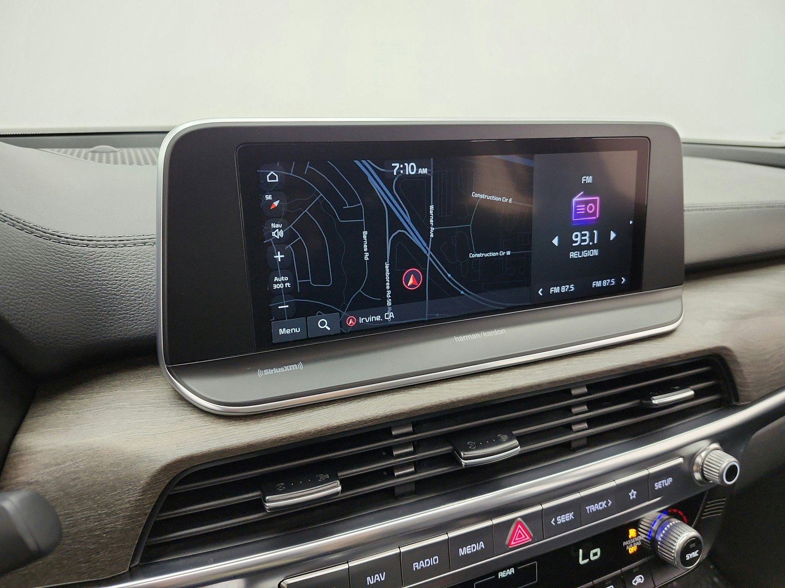 Used 2022 Kia Telluride SX w/ Towing Package image 12