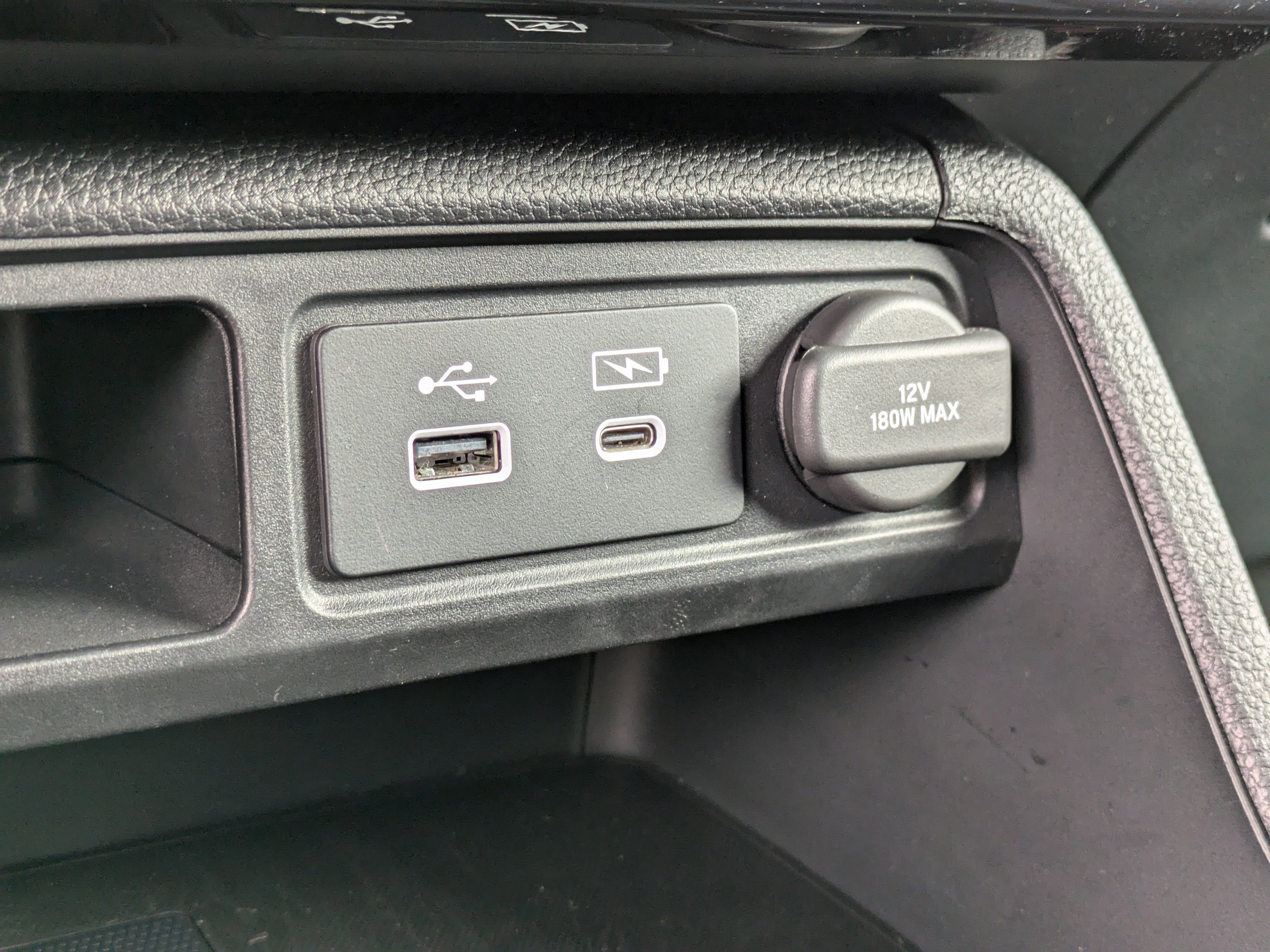 Used 2023 Honda Pilot TrailSport image 30