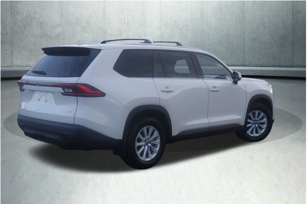 Used 2024 Toyota Grand Highlander AWD image 23