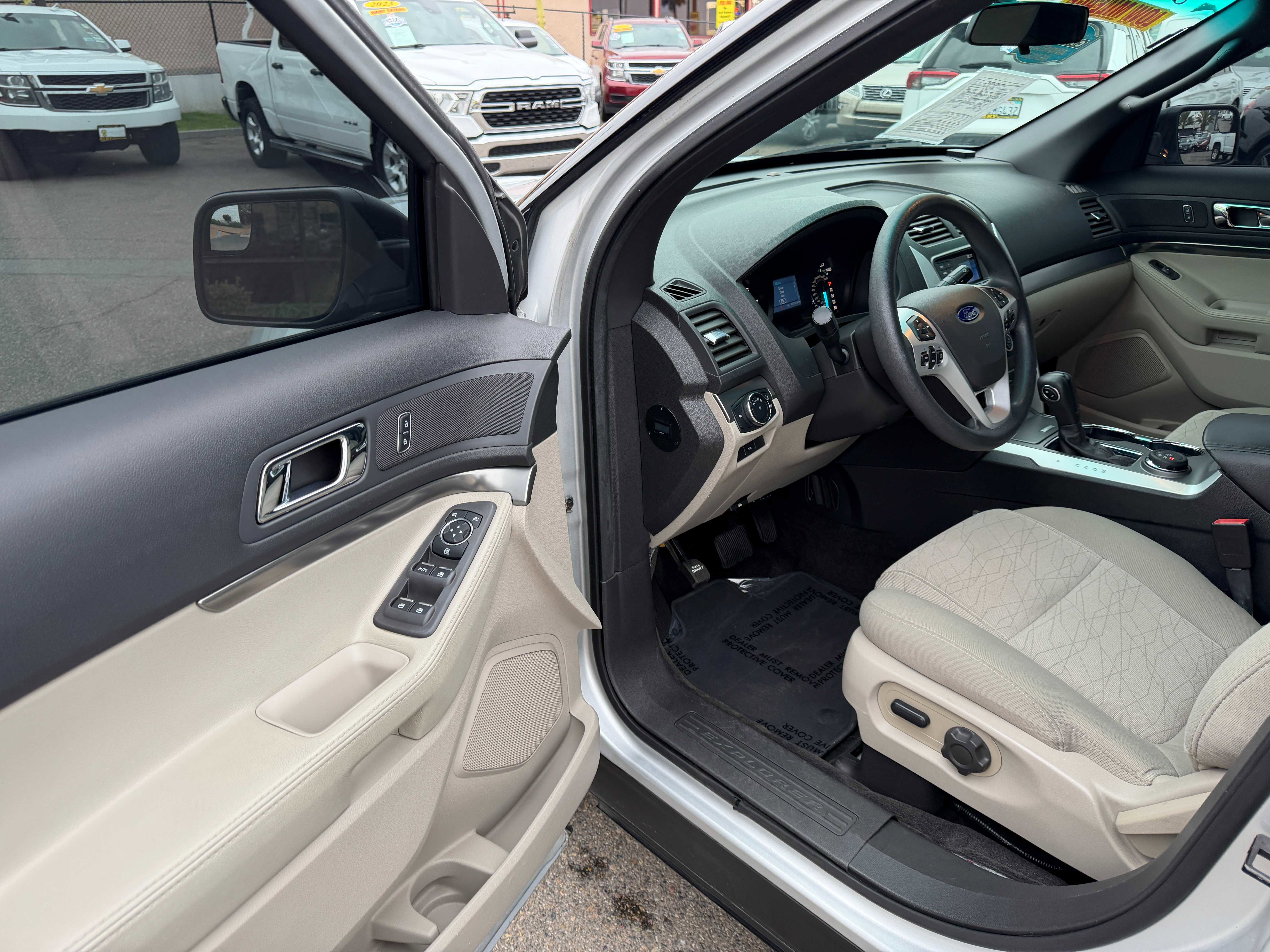 Used 2015 Ford Explorer 4WD image 17