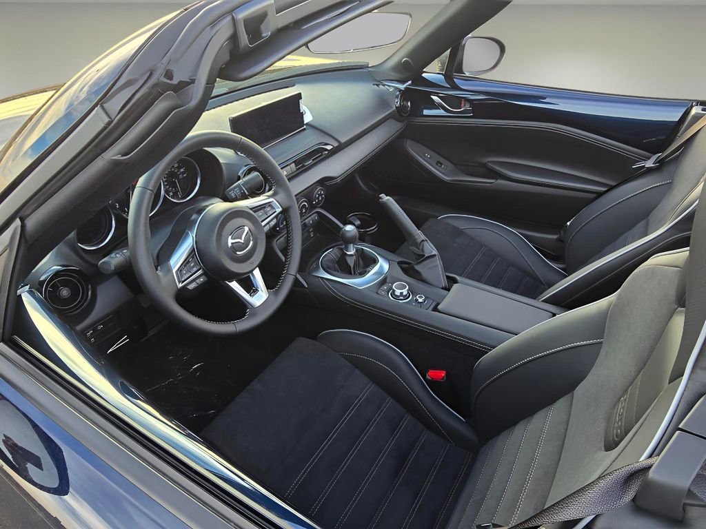 New 2025 MAZDA MX-5 Miata Club w/ Brembo/BBS Recaro Package image 17