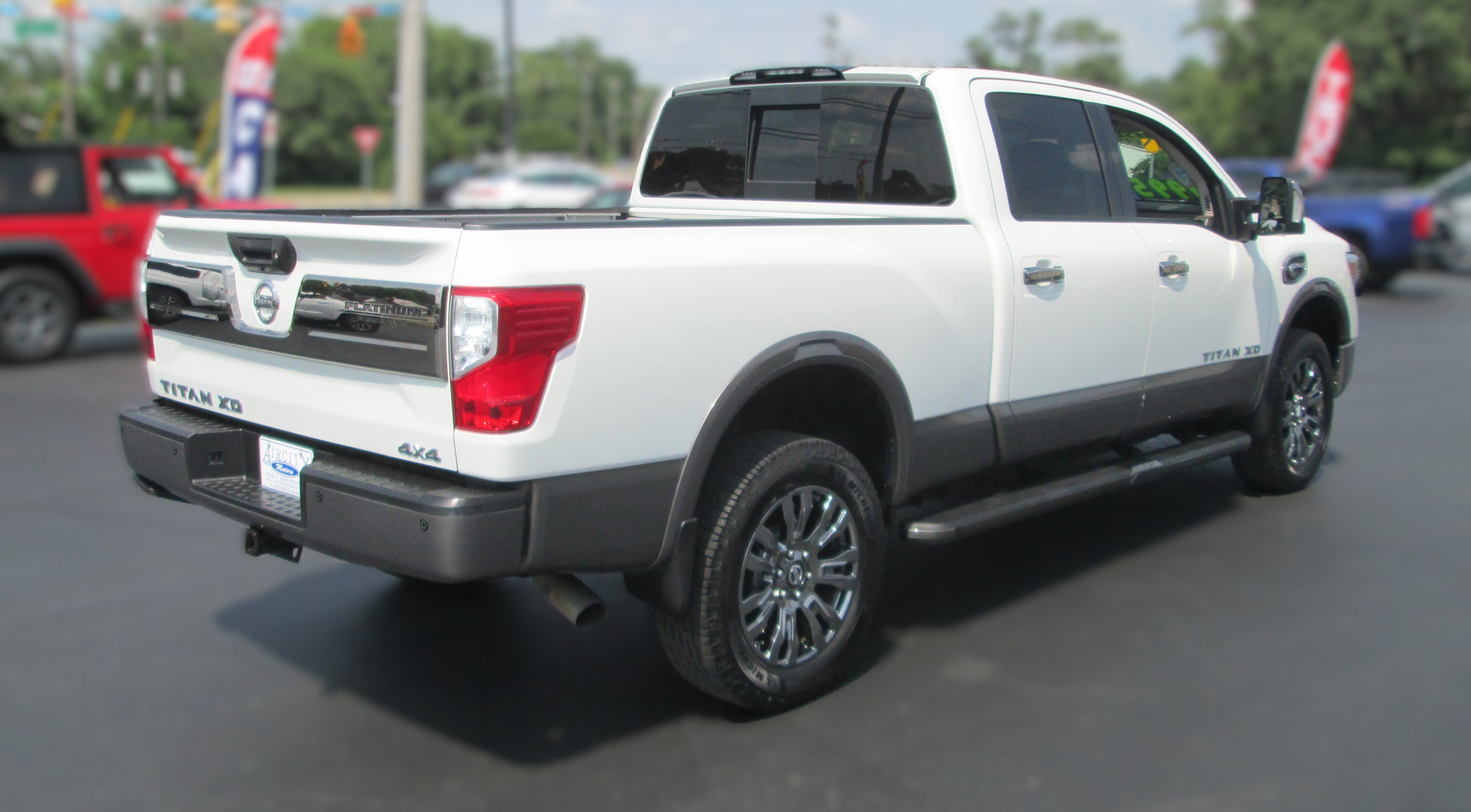 Used 2019 Nissan Titan Platinum Reserve w/ Platinum Utility Package AWD/4WD image 3
