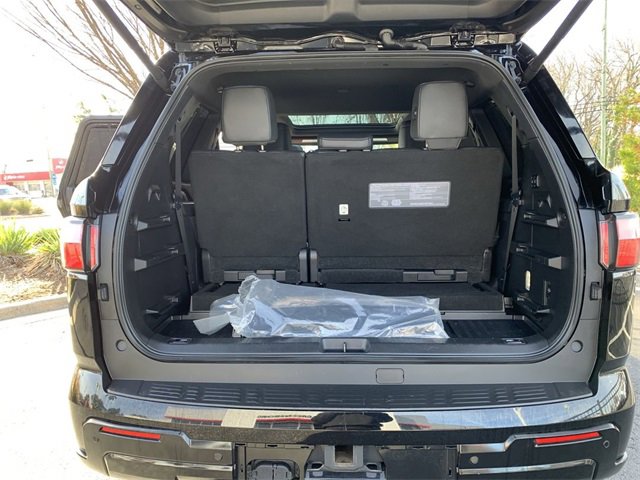 Used 2023 Toyota Sequoia Platinum image 35