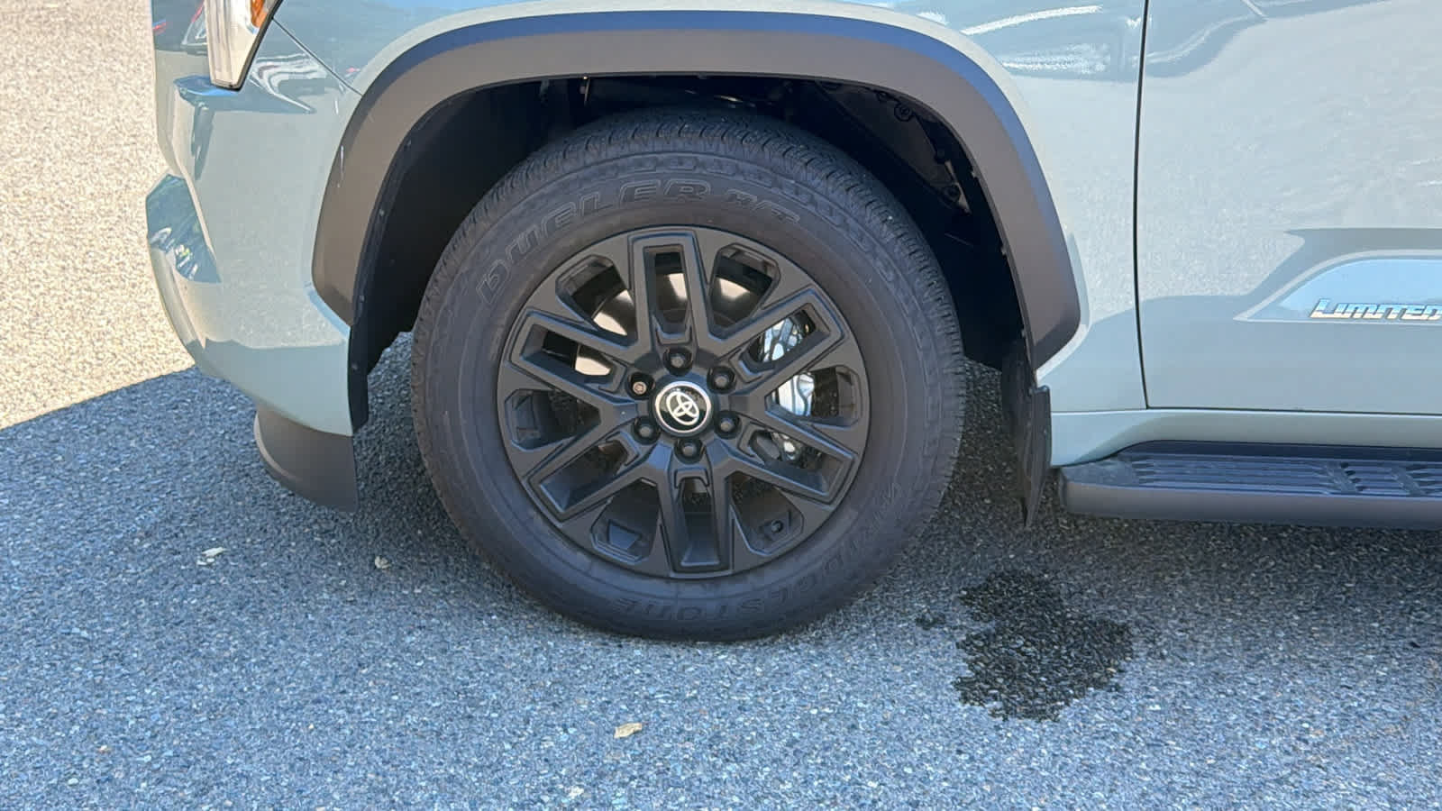 Used 2026 Toyota Sequoia Limited w/ Tow Technology Package AWD/4WD image 9