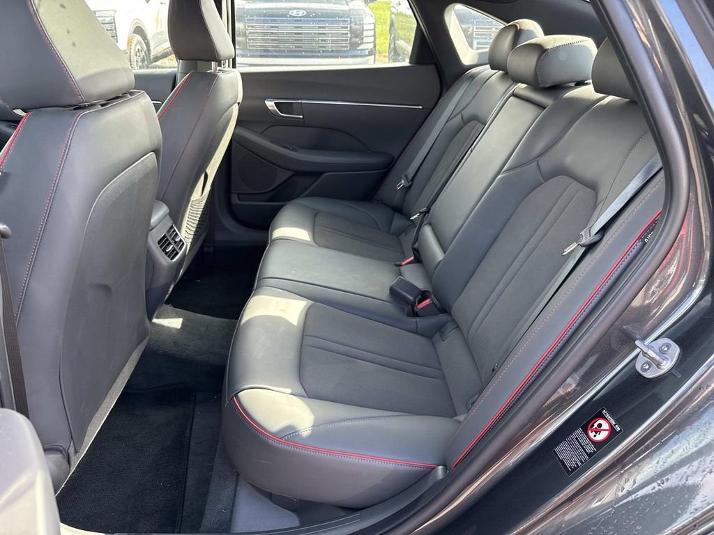 Used 2023 Hyundai Sonata SEL Plus w/ Preferred Accessory Package FWD image 22