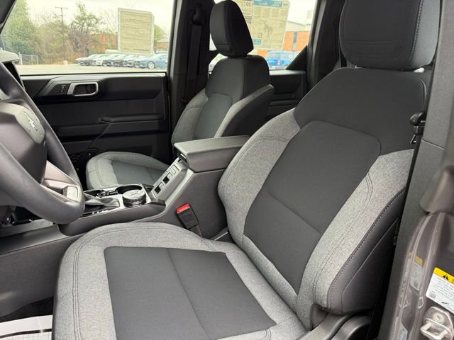 New 2025 Ford Bronco 4-Door image 9