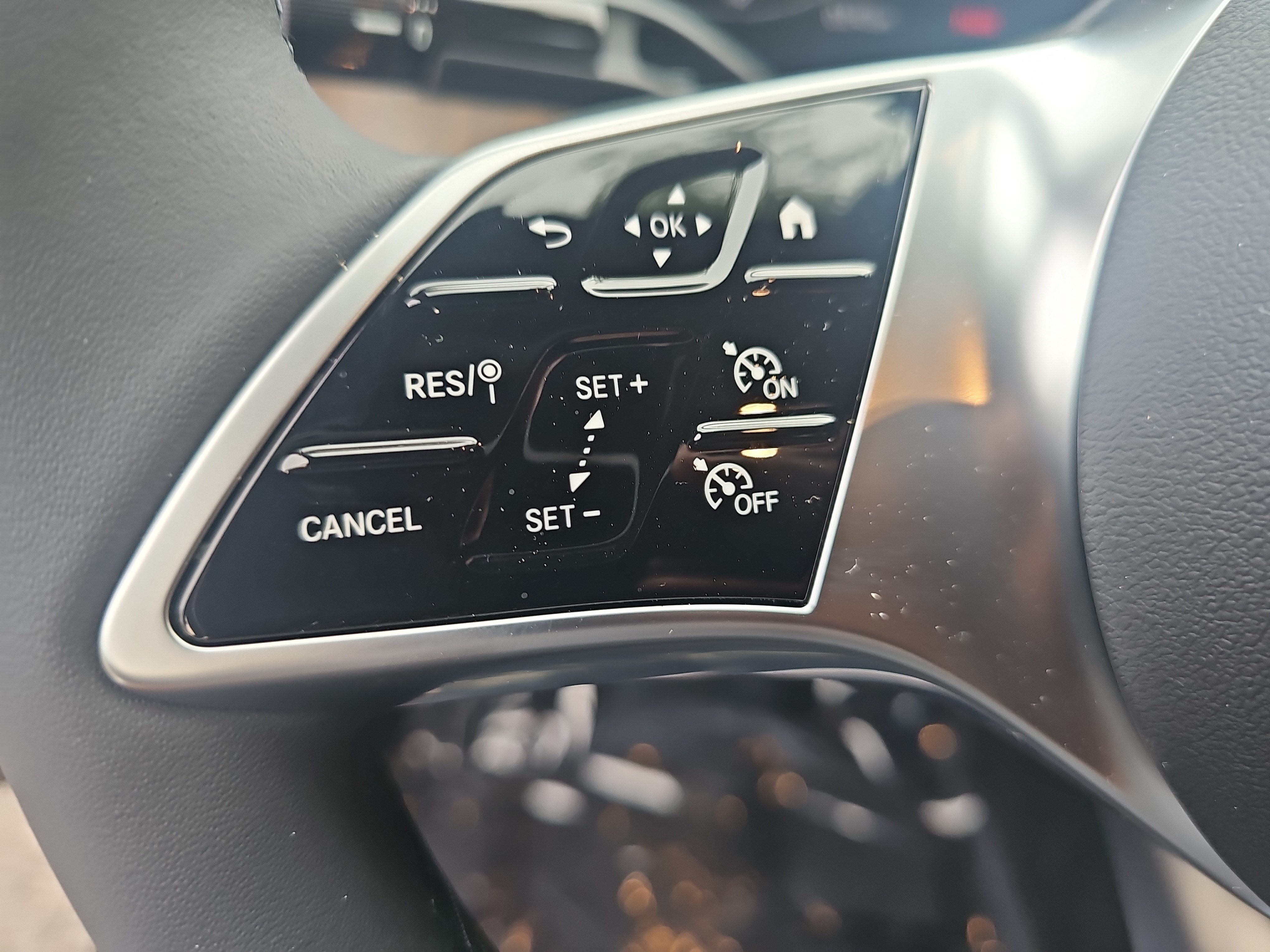 New 2026 Mercedes-Benz C 300 Sedan image 17