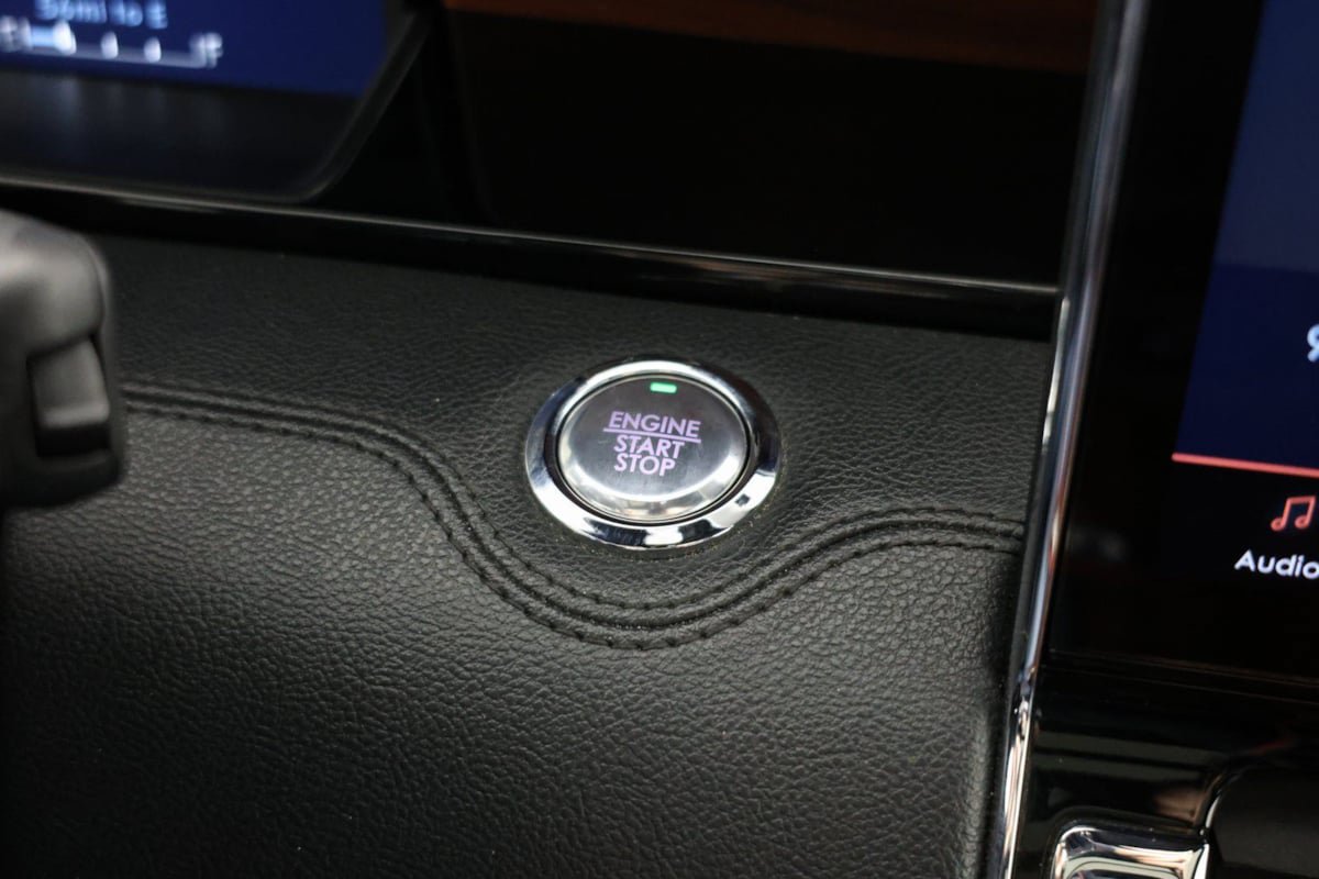 Used 2023 Lincoln Navigator Reserve AWD/4WD image 20