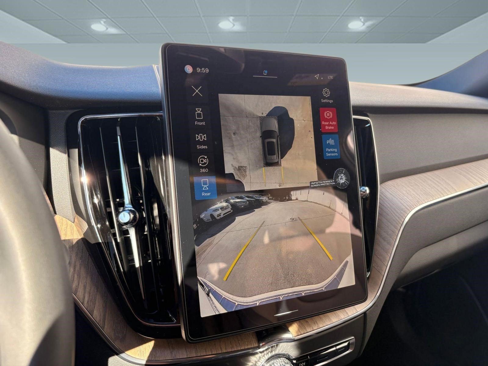 Certified 2026 Volvo XC60 B5 Plus w/ Protection Package Premier image 31