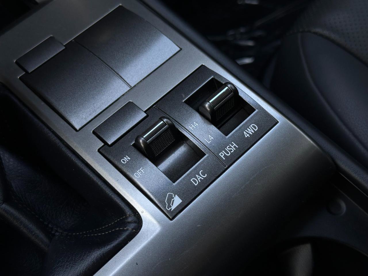 Used 2019 Lexus GX 460 Premium AWD/4WD image 16