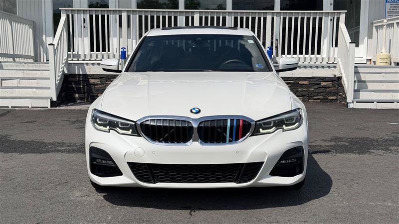 Used 2020 BMW 330i xDrive Sedan w/ M Sport Package AWD/4WD image 9
