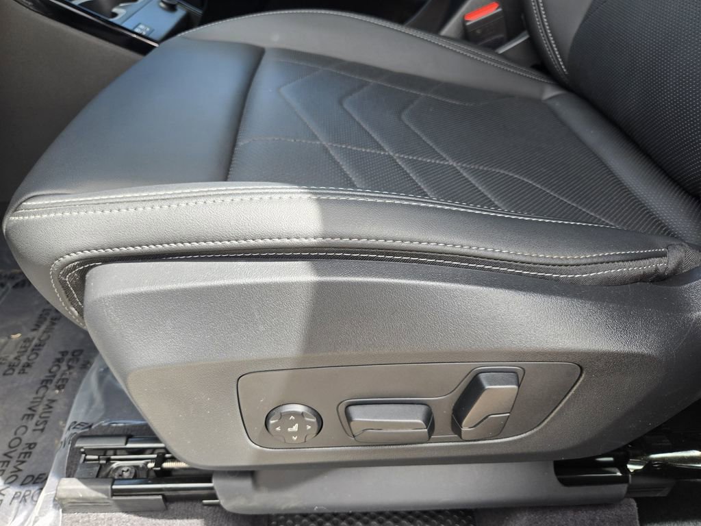 Certified 2025 BMW X1 xDrive28i w/ Technology Package AWD/4WD image 28