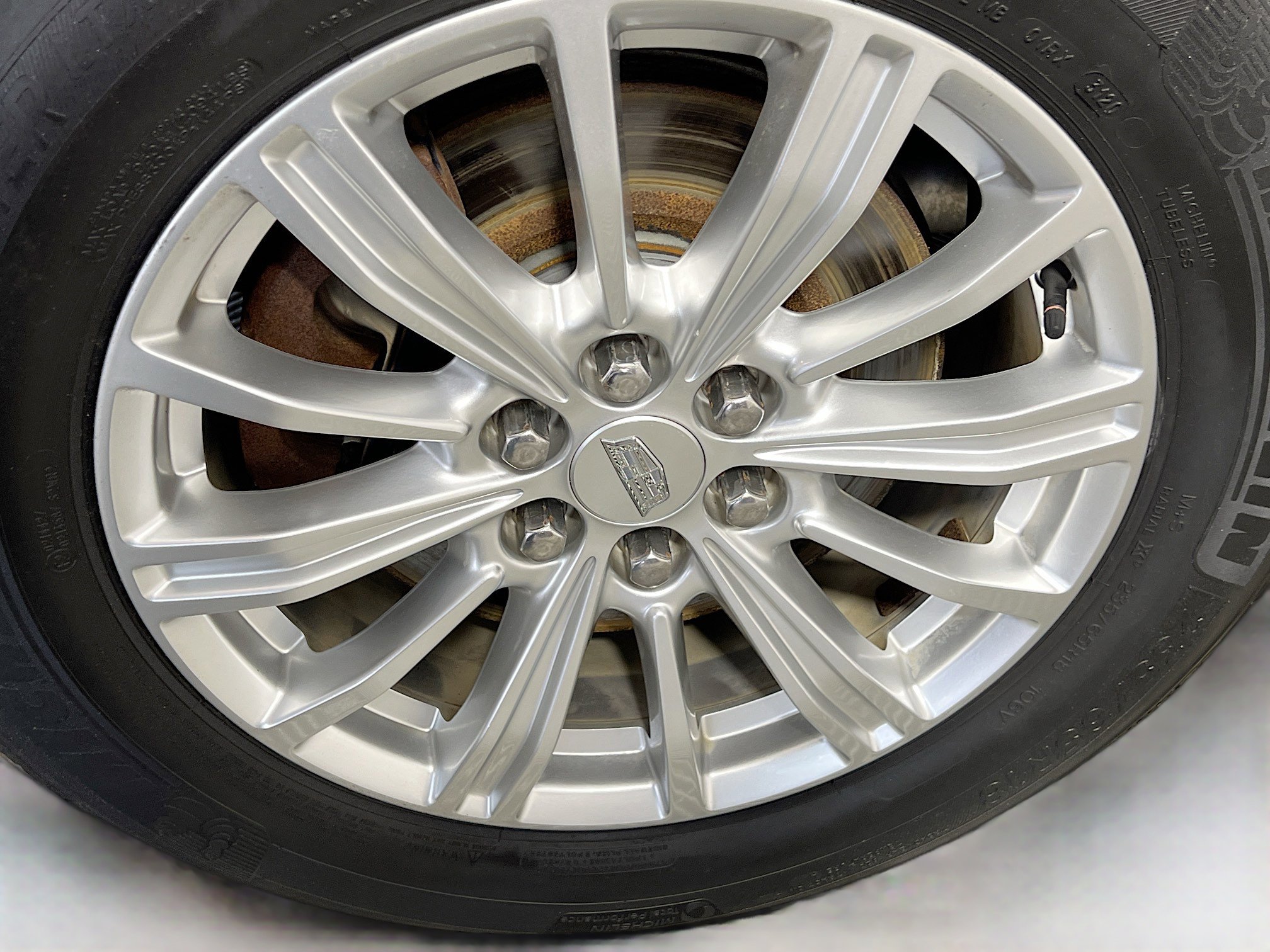 Used 2017 Cadillac XT5 FWD image 14