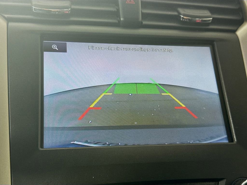 Used 2016 Ford Fusion SE w/ Equipment Group 202A FWD image 15