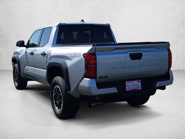 Used 2024 Toyota Tacoma TRD Off-Road w/ TRD Off Road Upgrade Package AWD/4WD image 8