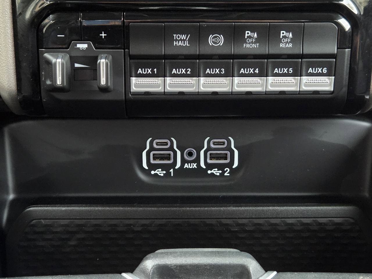 Used 2024 RAM 2500 Laramie w/ Snow Chief Group image 21