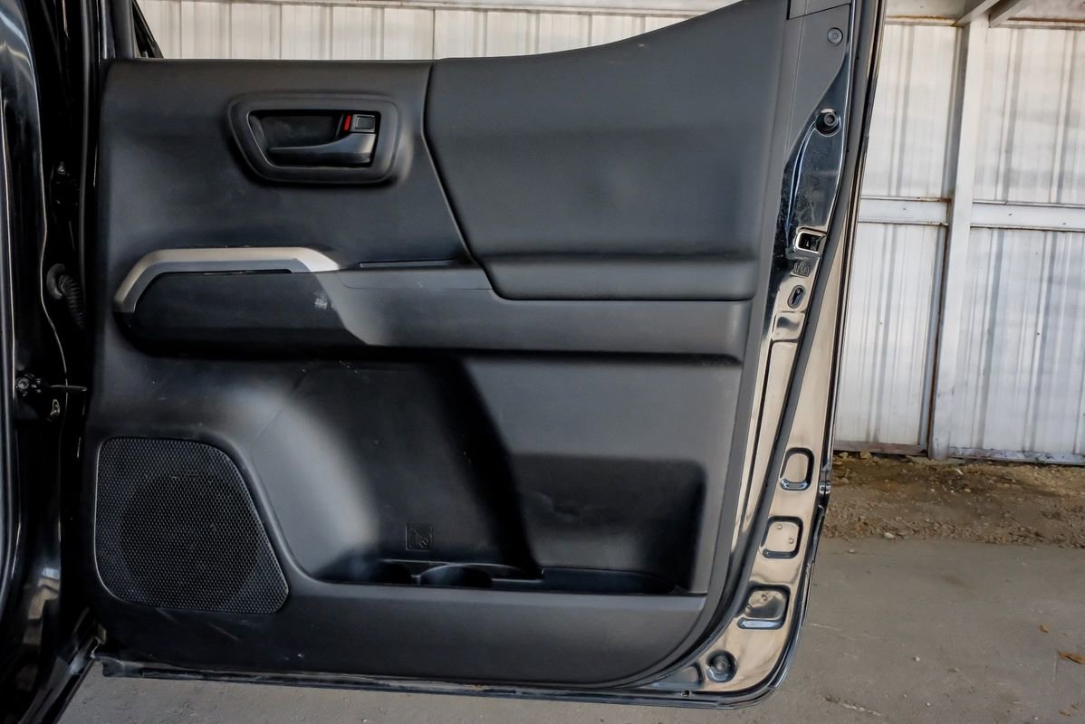 Used 2023 Toyota Tacoma SR5 w/ Trail Edition image 47