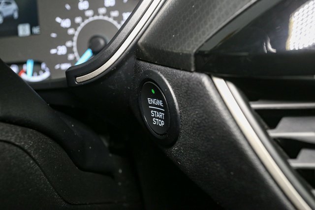 Used 2022 Ford Escape SEL w/ SEL Stealth AWD Package image 29