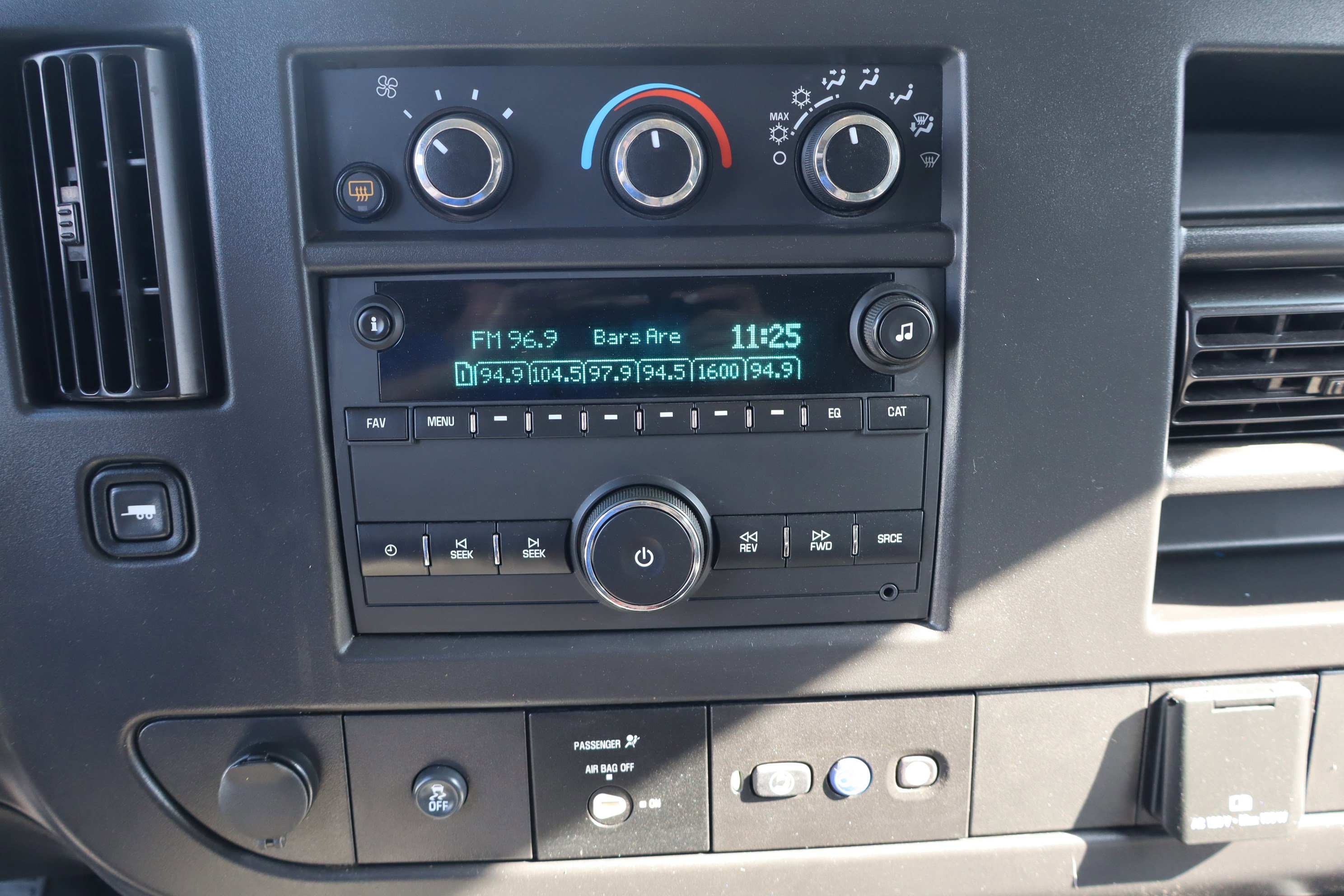 Used 2024 Chevrolet Express 3500 LS image 22