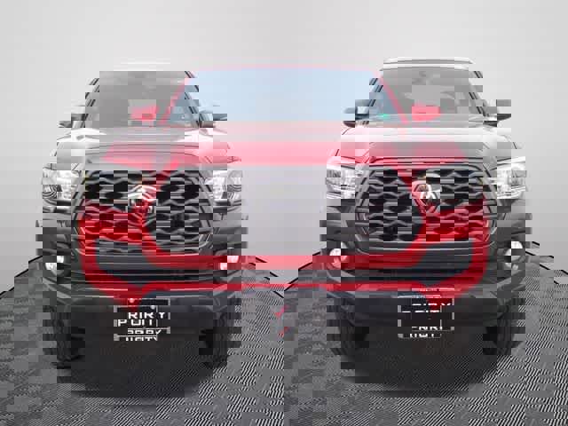 Used 2021 Toyota Tacoma TRD Off-Road w/ Technology Package image 5