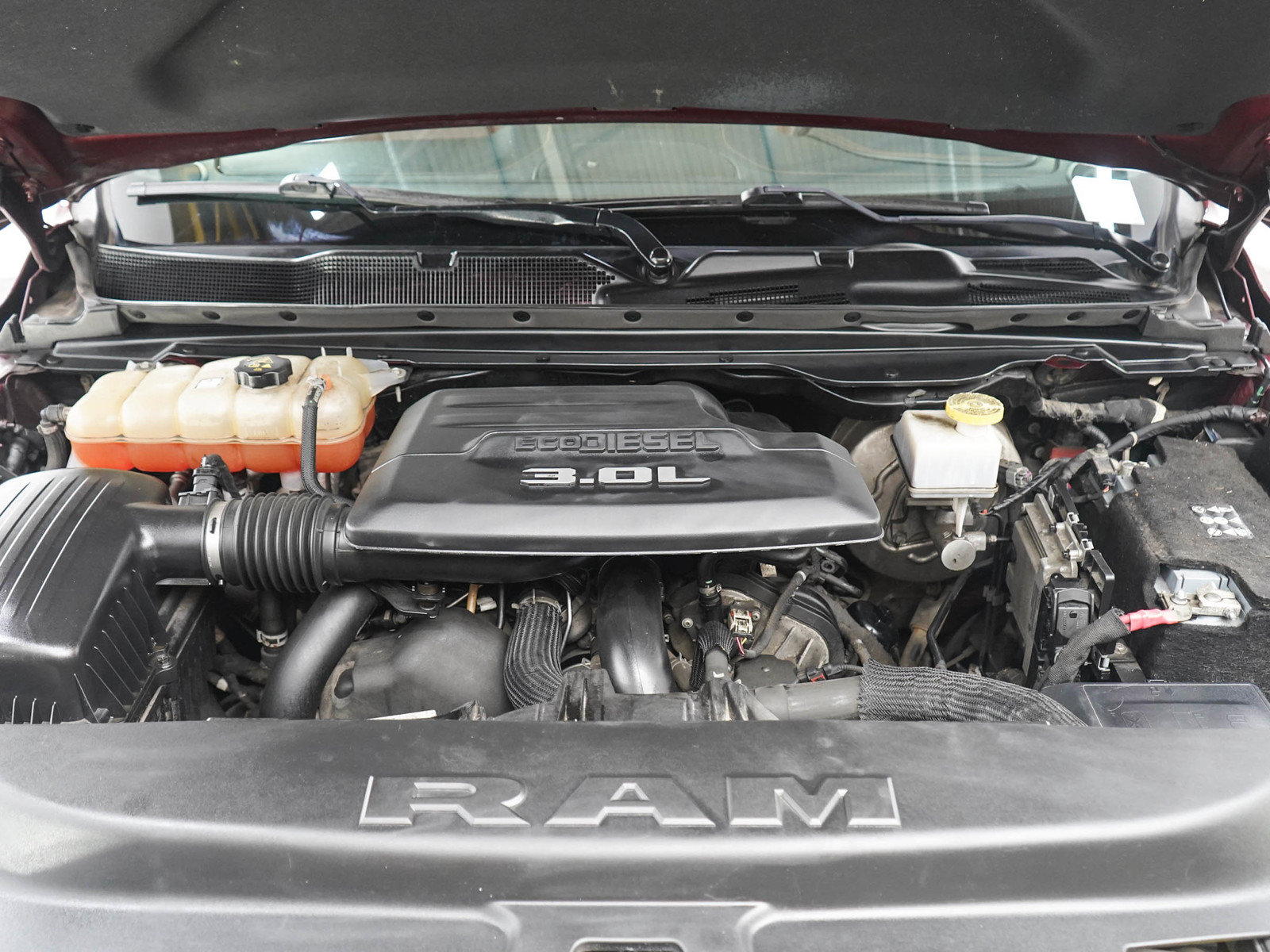 Used 2020 RAM 1500 Longhorn AWD/4WD image 29
