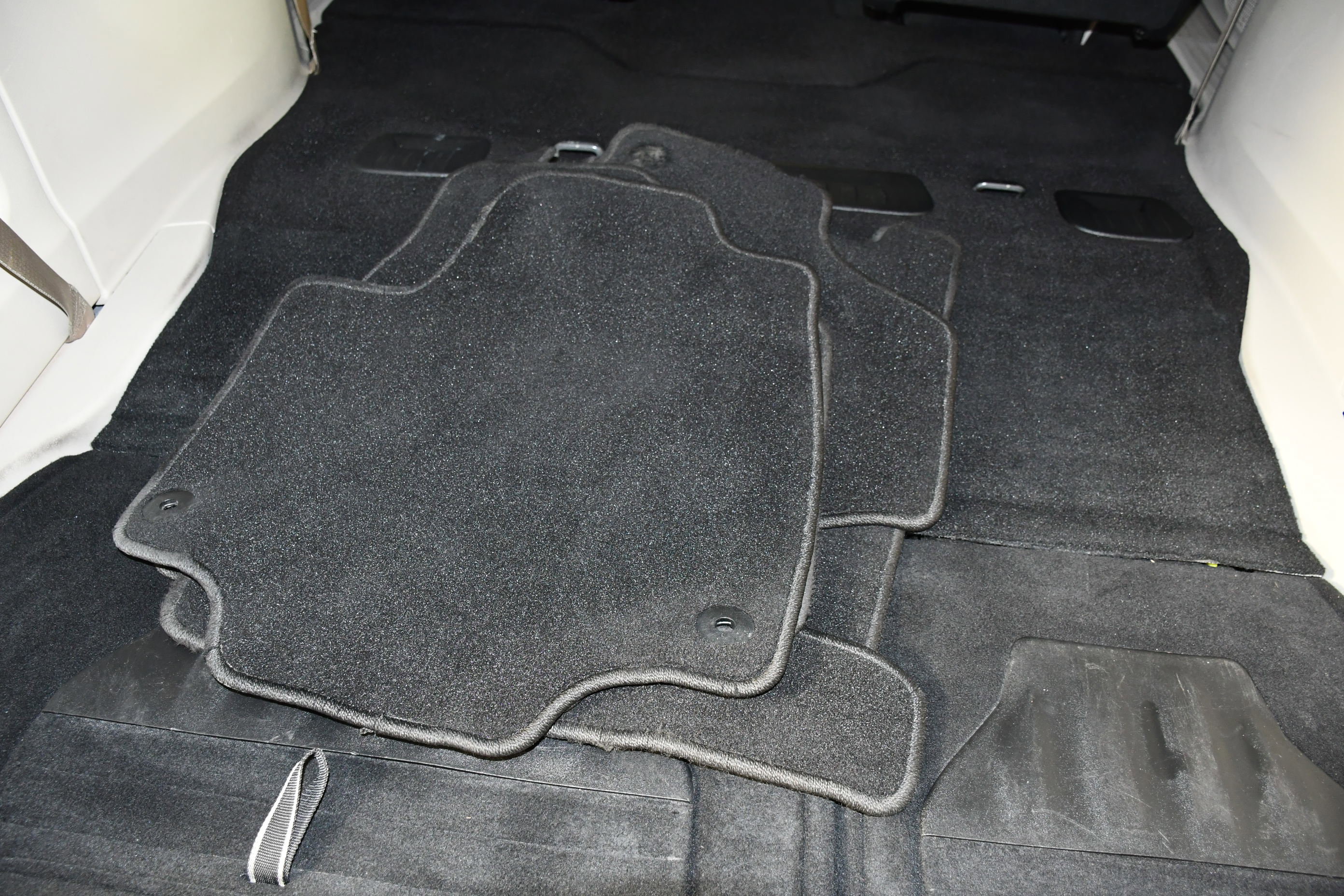 Used 2023 Chrysler Pacifica Touring-L image 48